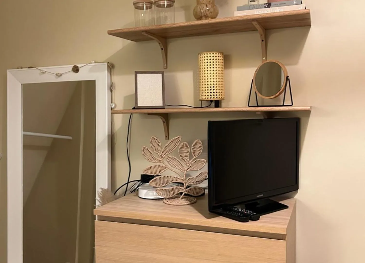 Studio Entierement Renove Avec Balcon Place De La Bastille Paris 0*,  France